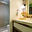 Hotel Indigo Savannah Historic District By IHG