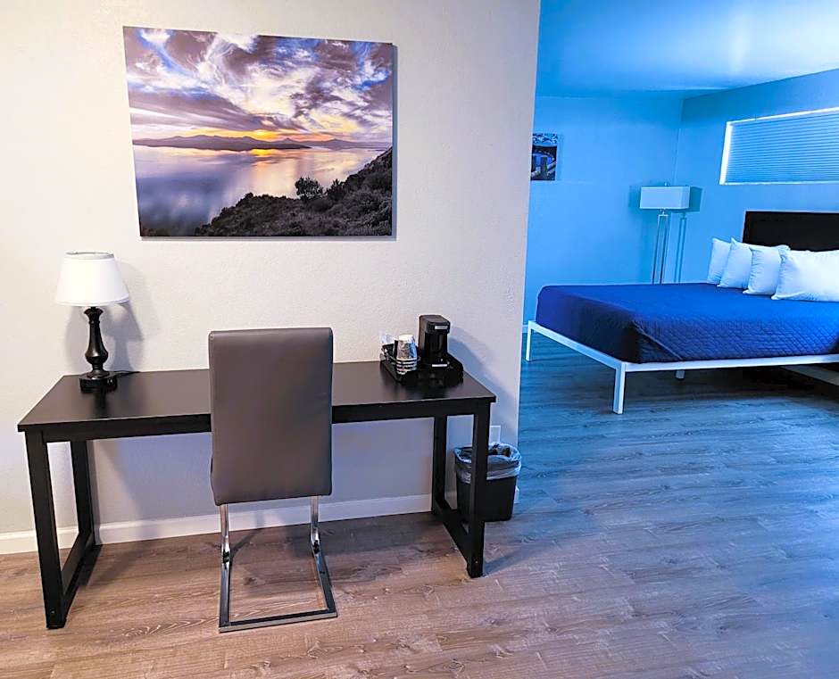 Cerulean Hotel