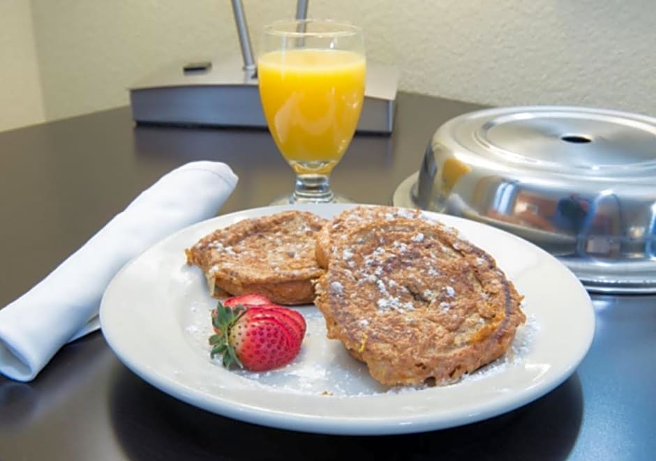 Holiday Inn Bismarck By IHG