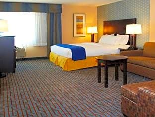 Holiday Inn Express & Suites Los Angeles Downtown West By IHG