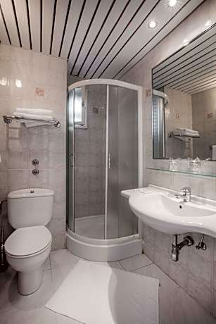 SUPERIOR ROOM WITH BALCONY