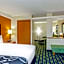 La Quinta Inn & Suites by Wyndham Manassas Battlefield