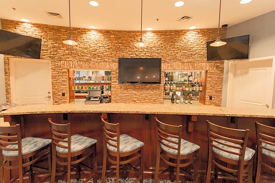 Best Western PLUS Westgate Inn and Suites