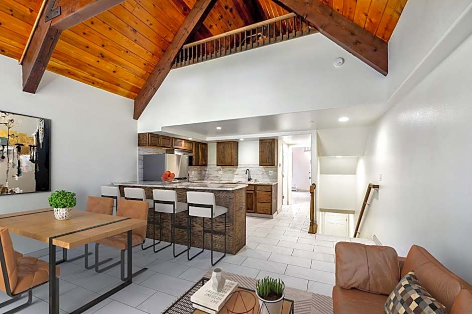 Northlake Lodges & Villas