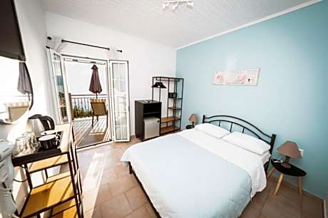 Bella Vista Apartments