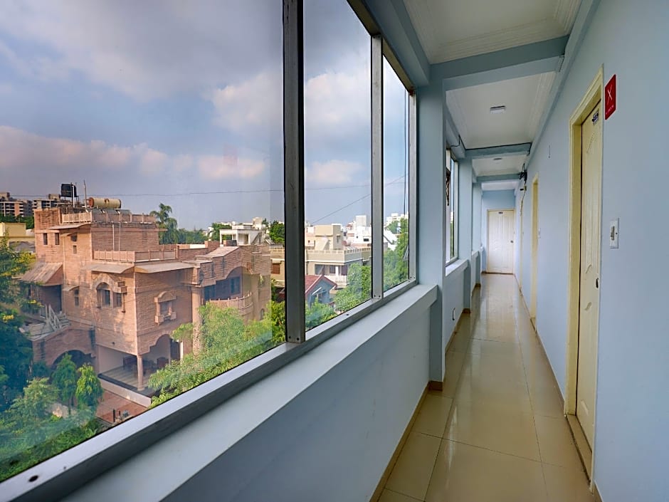 2178 Vibrant Residency