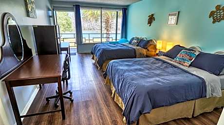 Bells Marina & Fishing Resort - Santee Lake Marion by I95 - Family Adventure, Pets on Request!