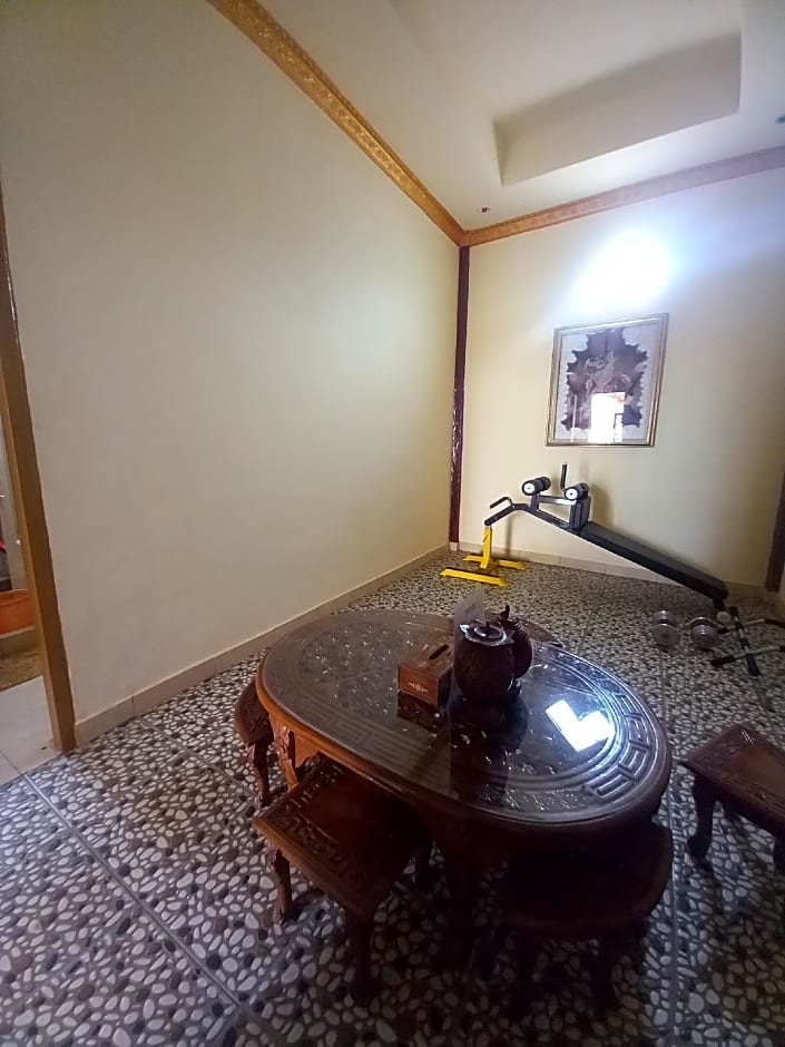 OYO 90731 E-kreasi Home