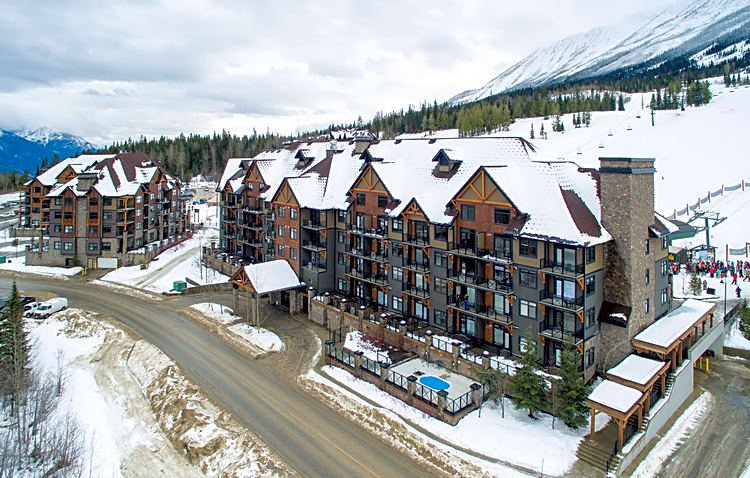 Glacier Mountaineer Lodge