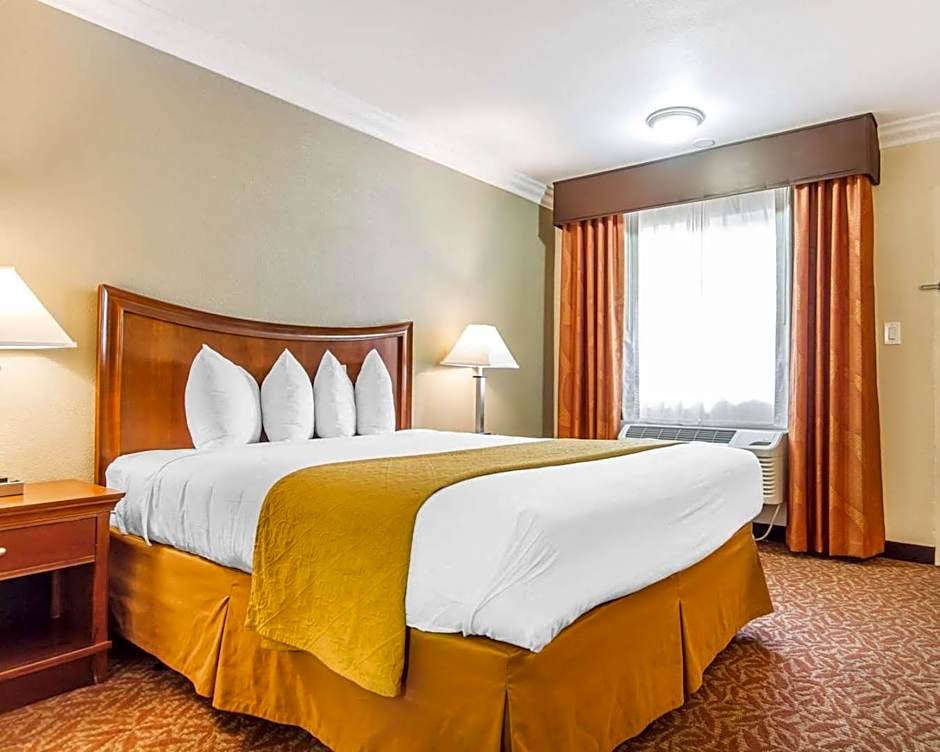 Quality Inn Sacramento Convention Center