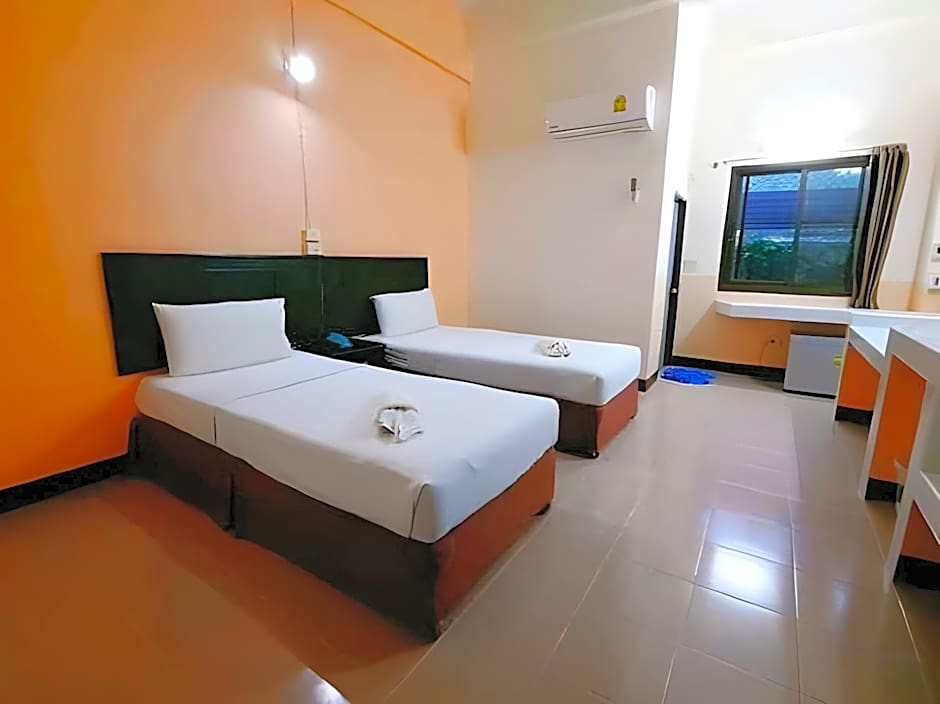 Centerpoint Hotel