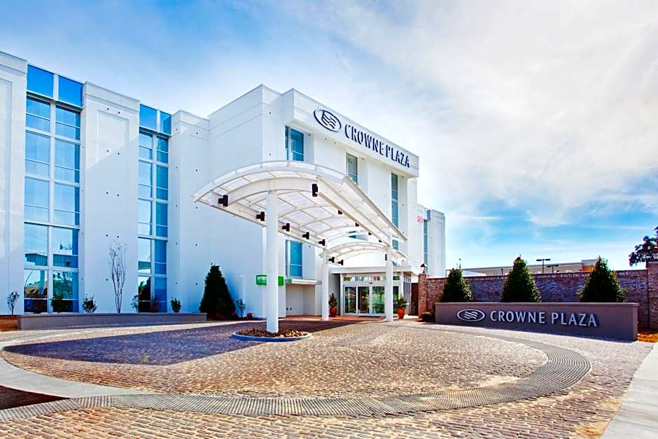 Crowne Plaza Charleston By IHG