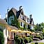 Le Manoir Hotel
