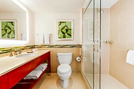 Deluxe Room, 1 King Bed