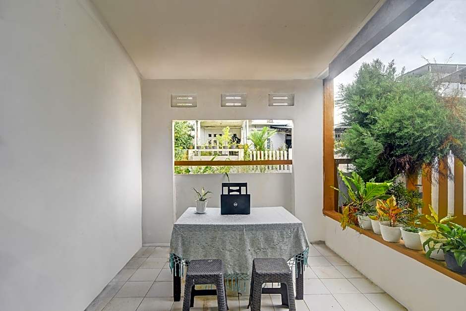 OYO 92714 Miracle Kost