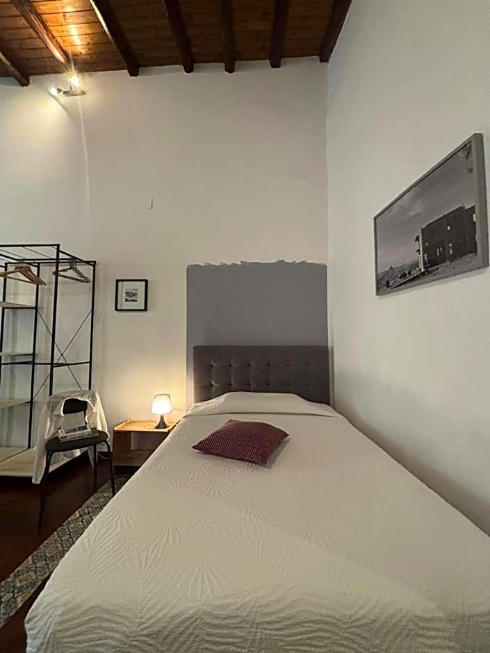 B&B Bandiera 77