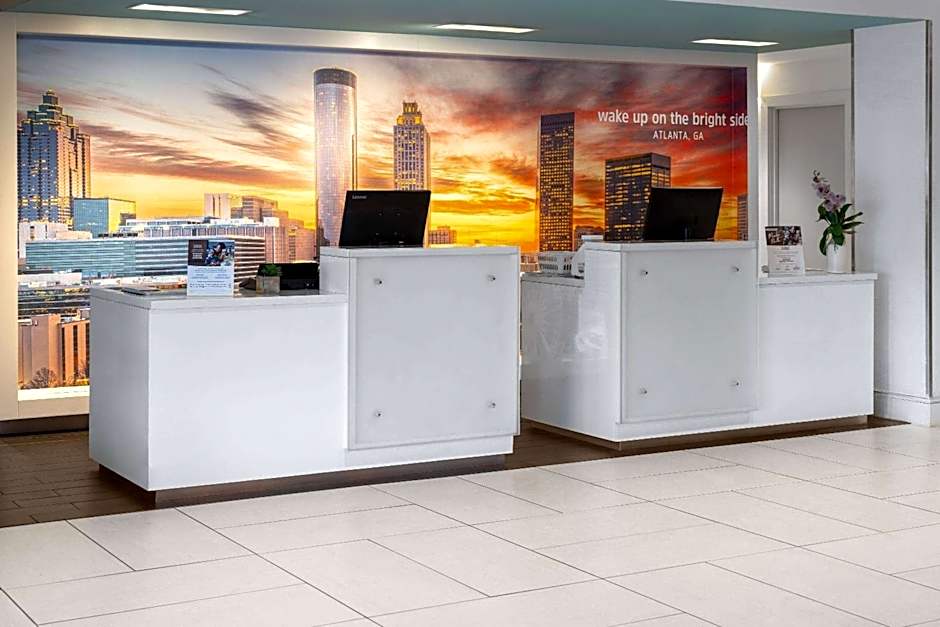 La Quinta Inn & Suites by Wyndham Atlanta Airport North