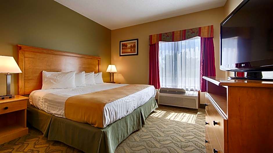 Best Western Crossroads Inn