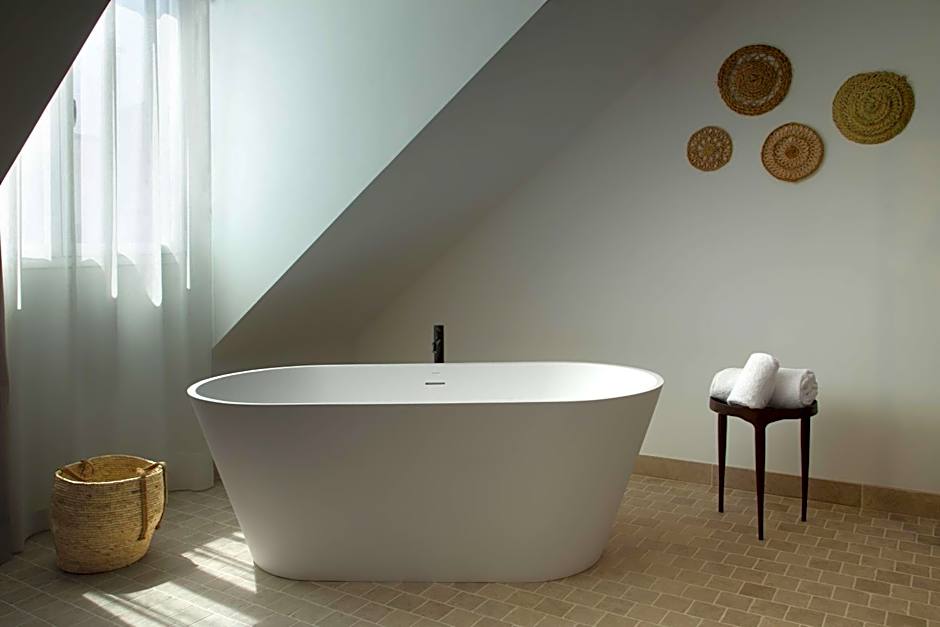 Atocha Hotel Madrid, Tapestry Collection by Hilton