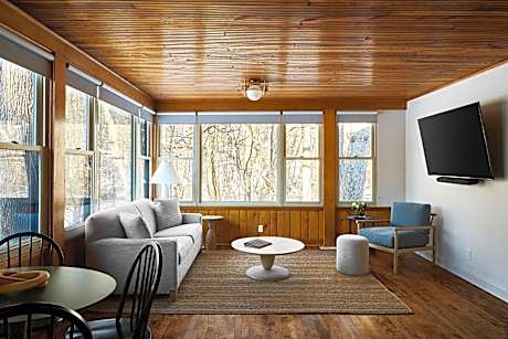 The Neighborhood Hotel Grand Beach