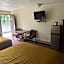 Amber's Inn and Suites