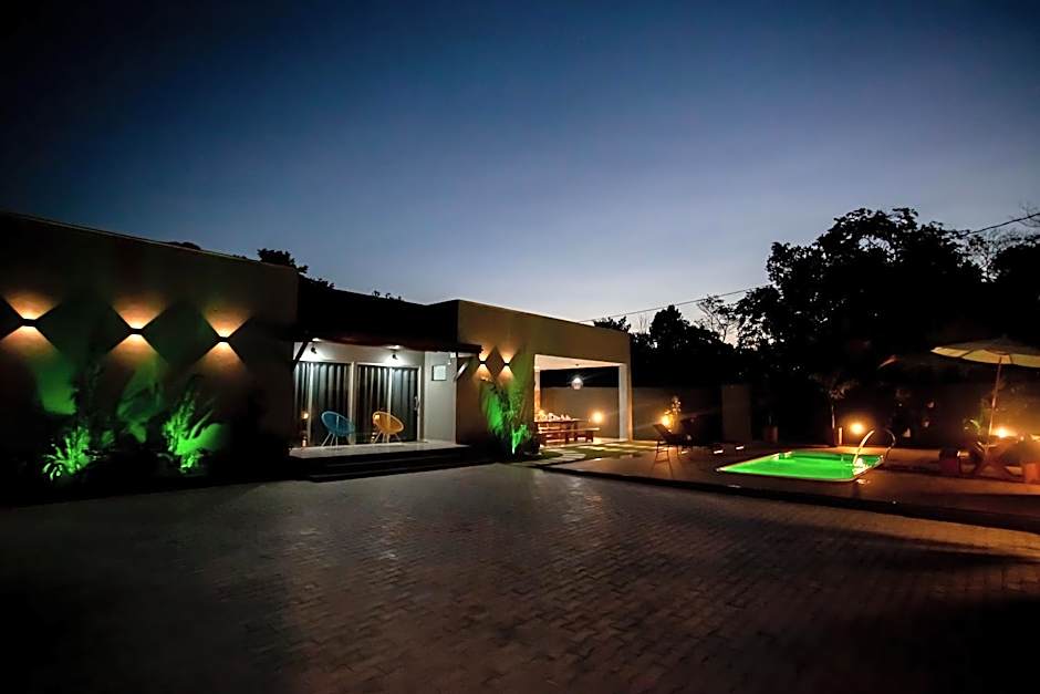 Vila Privativa com Studios Independentes - Privacidade para seu Grupo!