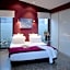 By the Beach B&B Self Contained Apartments