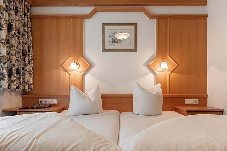 SCHMID Rooms & Apartments