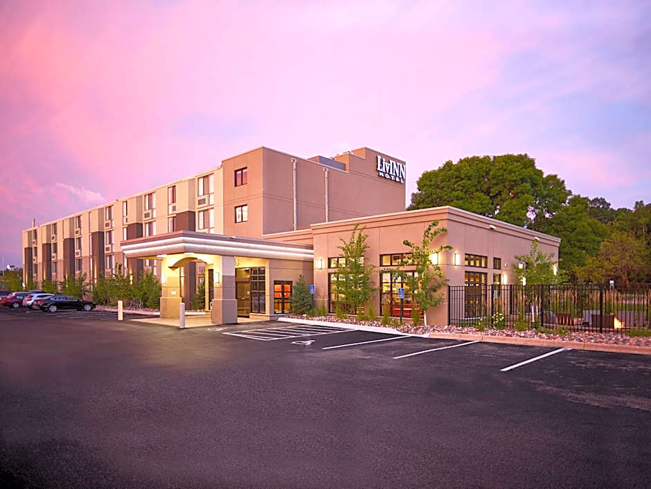 Livinn Hotel Maplewood