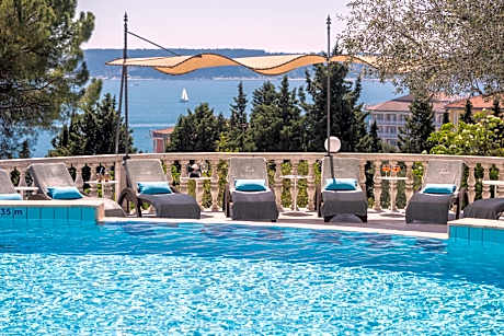 Hotel Tomi