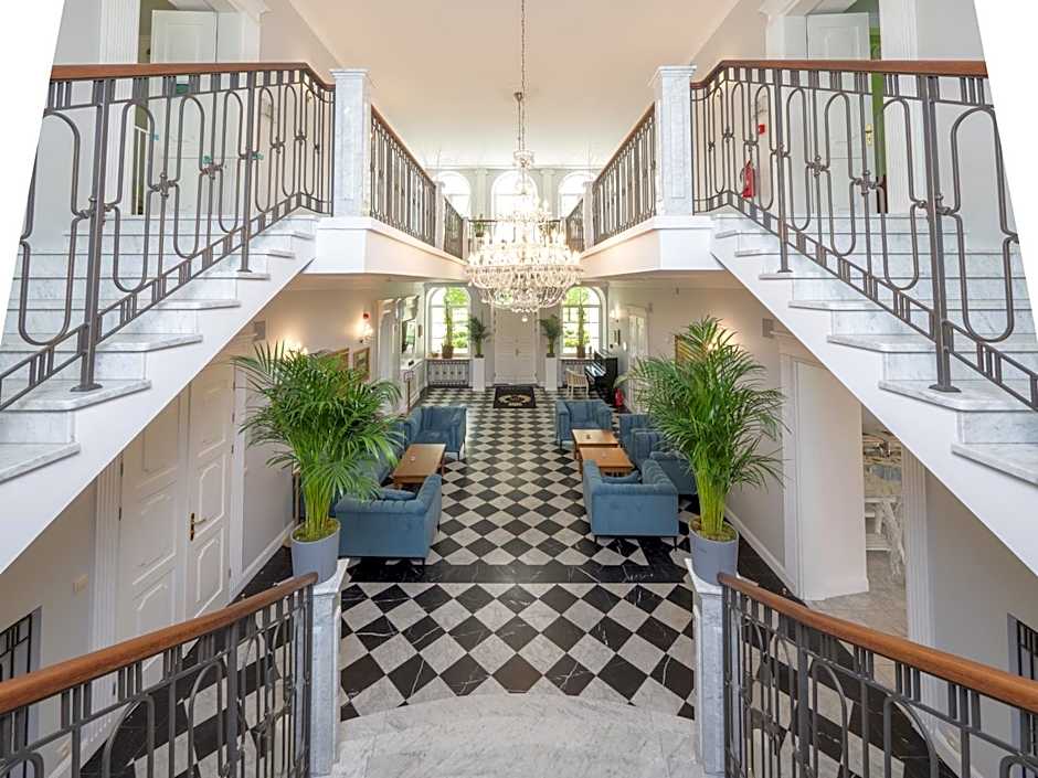 Hotel Sobienie Królewskie