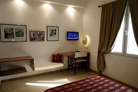 Double or Twin Room with Bathroom