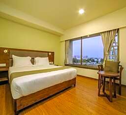 Hotel The Basil Park