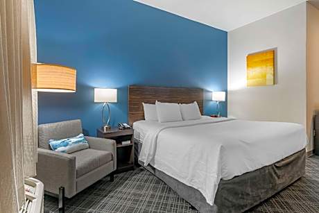 King Room - Accessible/Non-Smoking