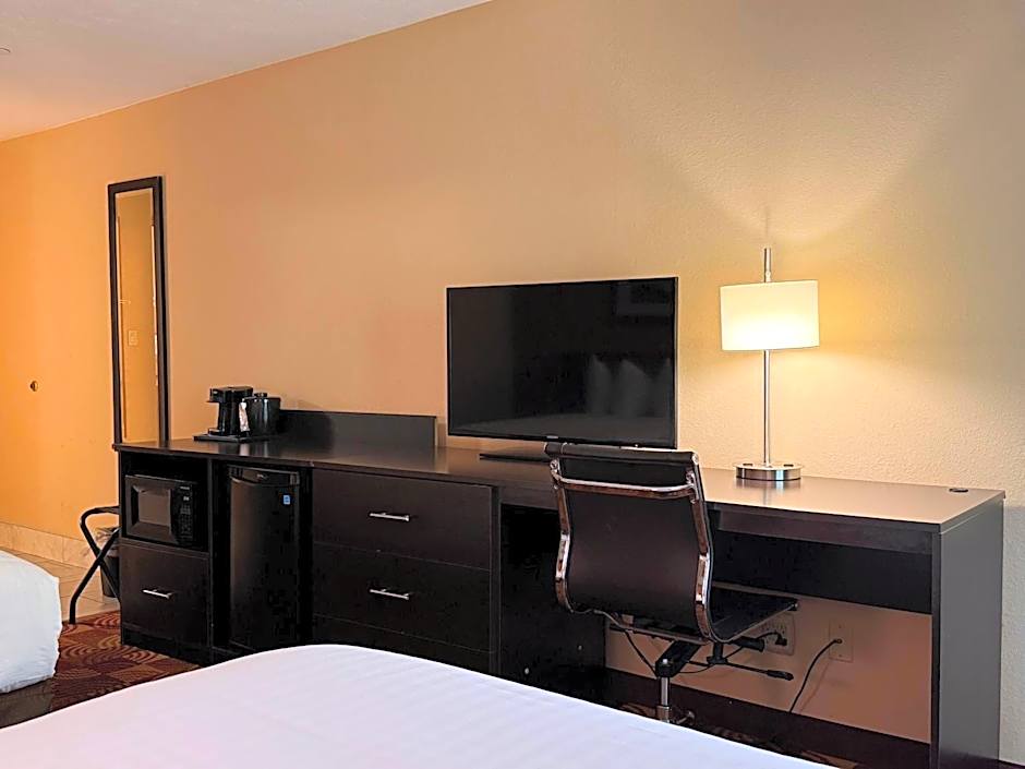 Baymont by Wyndham Plainfield/ Indianapolis Arpt Area