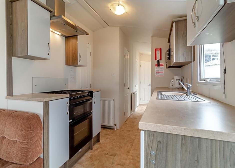 Castaways Beach Resort