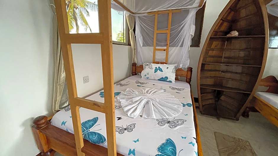 Aquarium Beach House