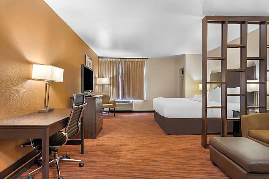 Comfort Suites Clovis - Fresno