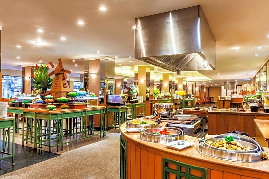 Bangkok Palace Hotel