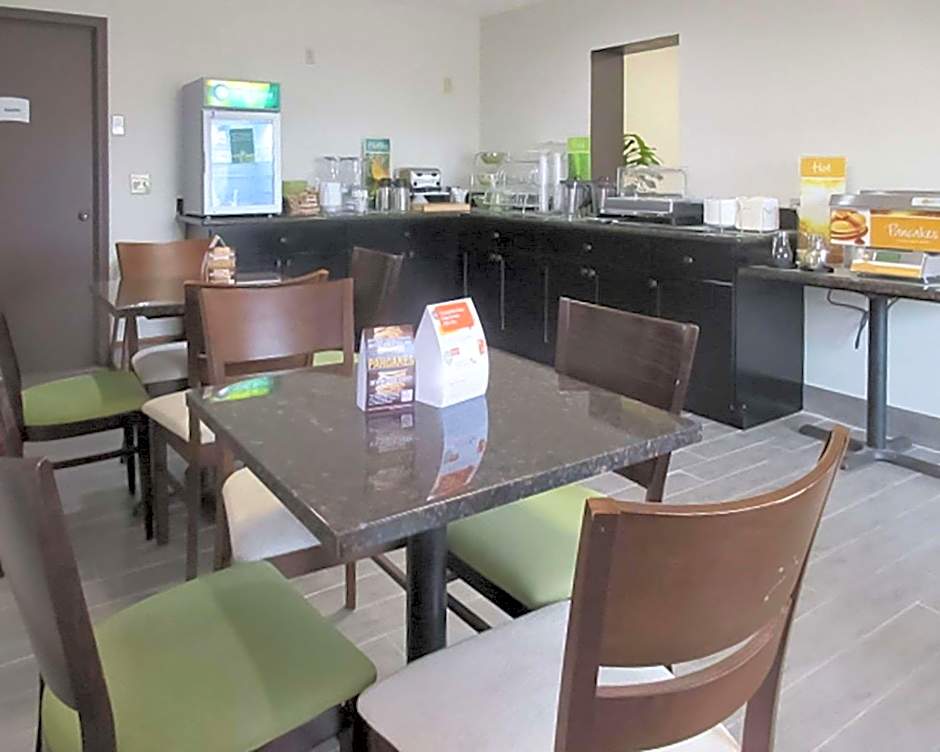 Quality Inn Farmington