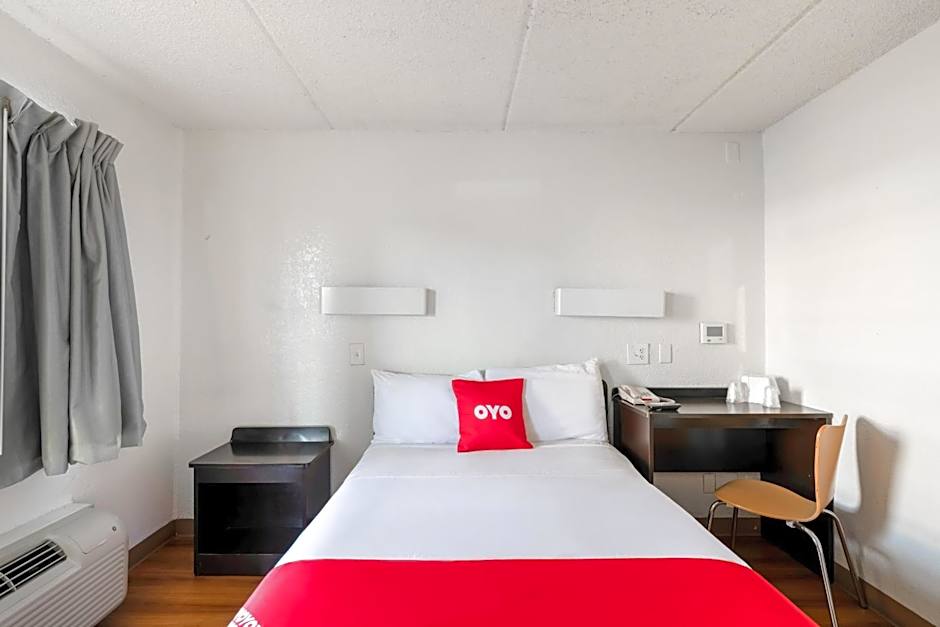OYO Hotel Houston Katy Freeway