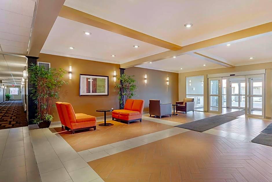 Best Western Plus Peace River Hotel & Suites