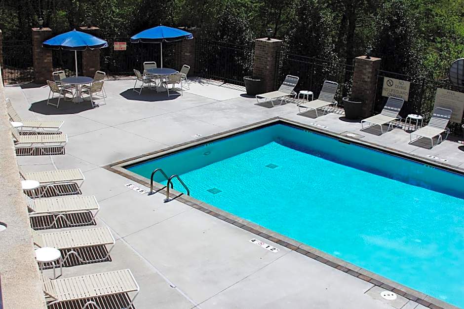 Holiday Inn Express Hotel & Suites Austell Powder Springs By IHG