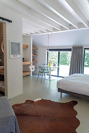 Twin Room with Private Bathroom