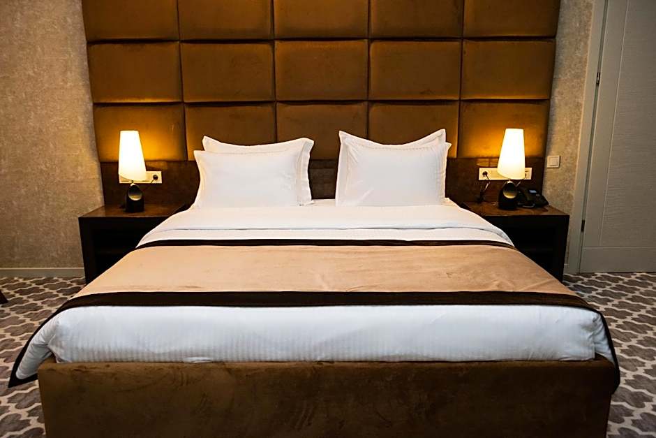 Gallery Art Hotel