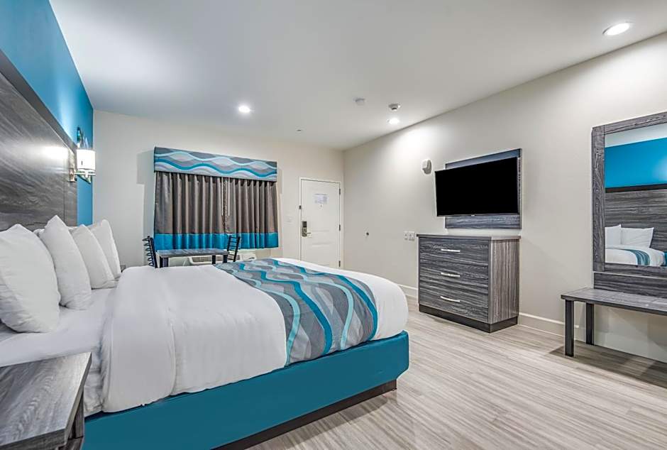 Americas Best Value Inn & Suites Houston at Hwy 6