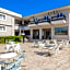 Karras Hotel