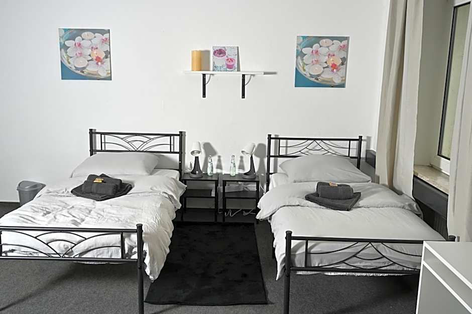 Pott Hostel - Essen Steele