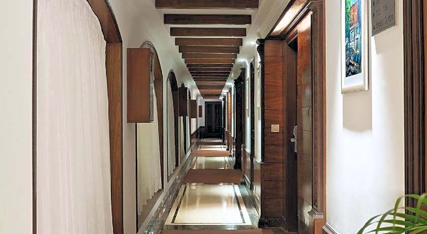 Ramada by Wyndham Mussoorie Mall Road