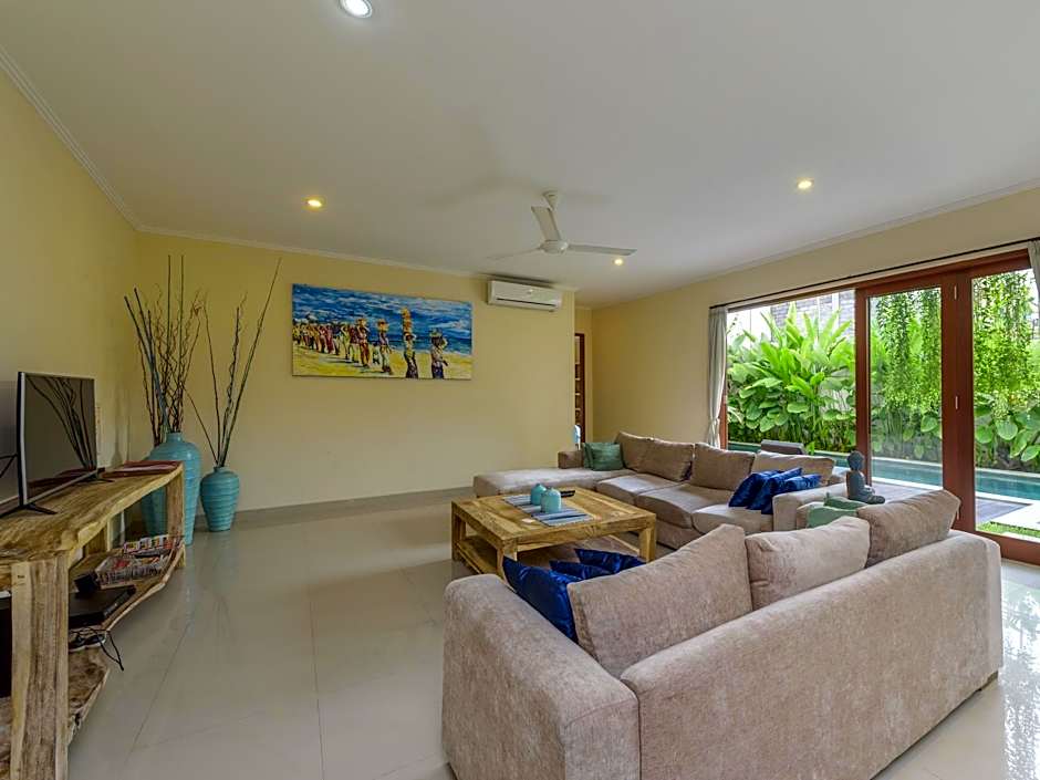 Villa Tepi Sungai